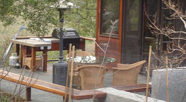 Landscape Design: Retaining Wall, Seating Benches